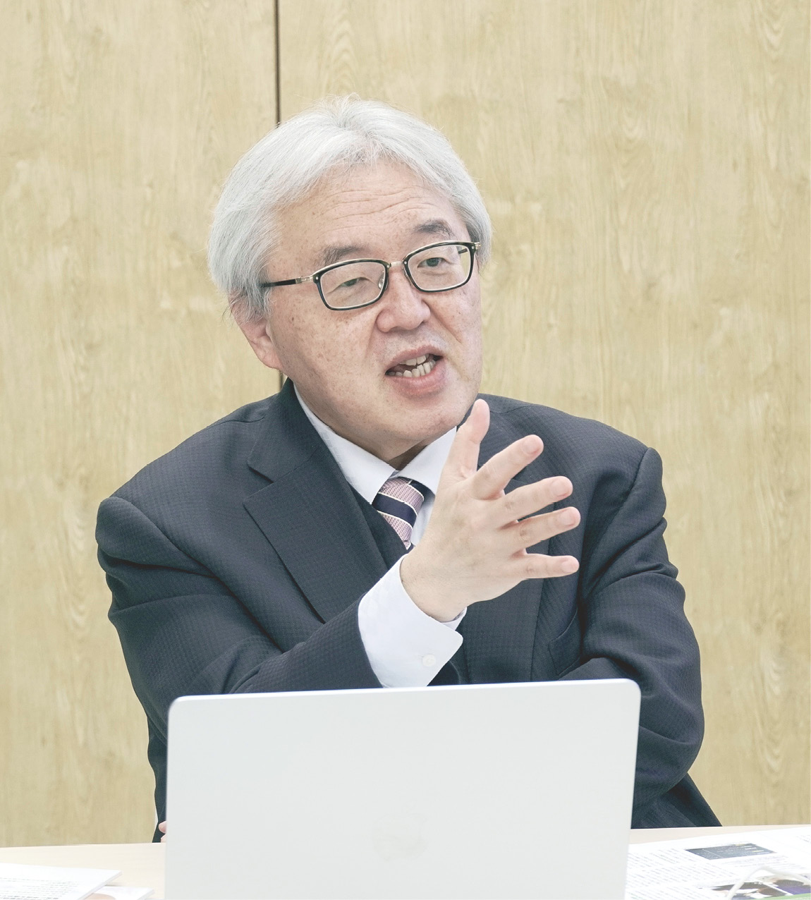 堀田 龍也 教授